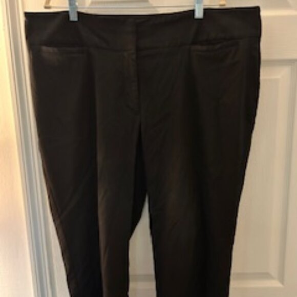 Lane Bryant Cropped Pants - Picture 1 of 3